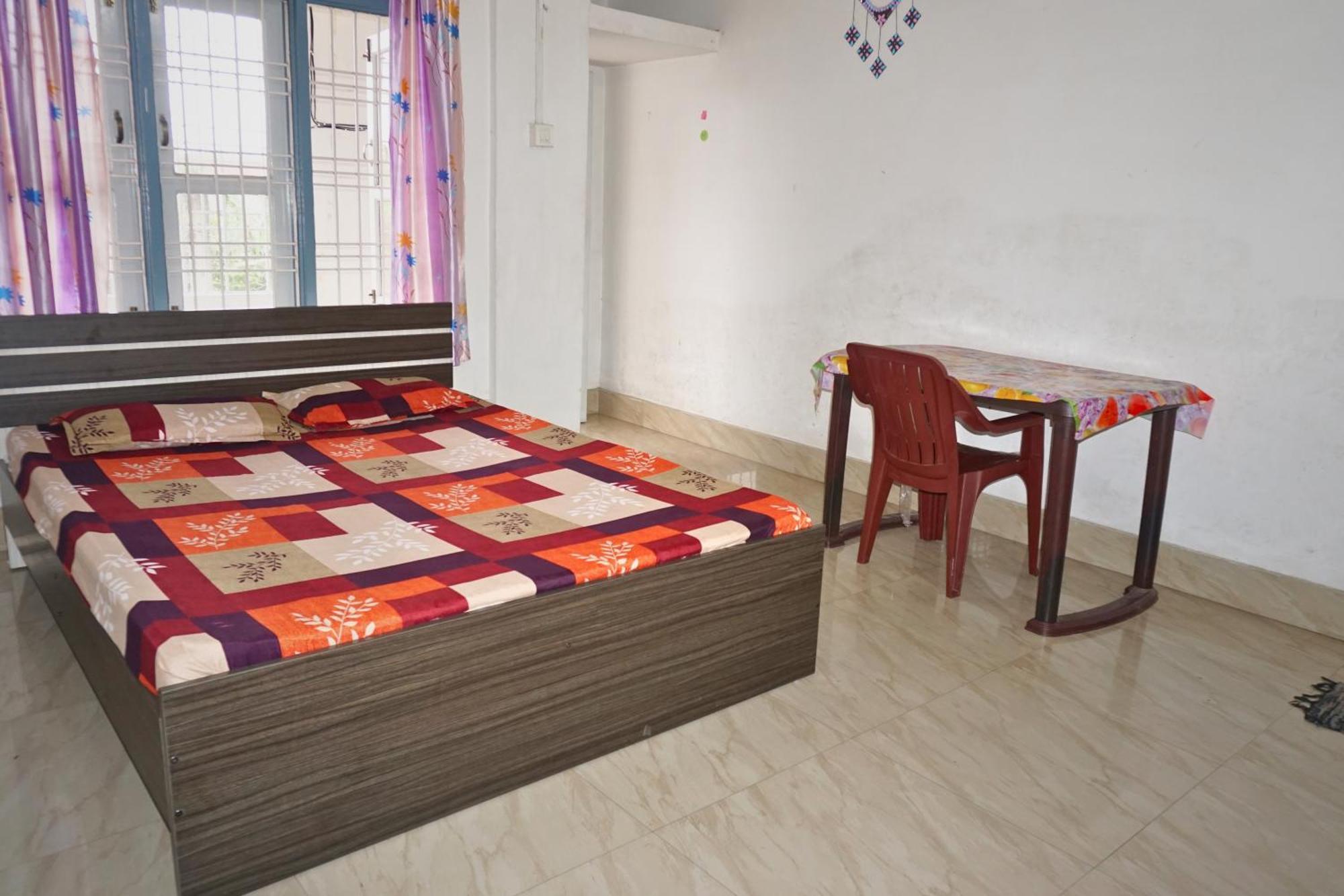 Taj Residency Holiday Homestay -Entire 1Bhk & 2Bhk Private Apartments -Call 767Ooo54Oo Jorhāt エクステリア 写真